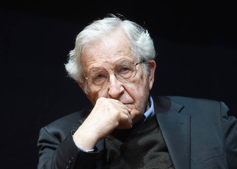 ο Noam Chomsky