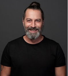 NIK FRAGK E