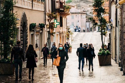 άνθρωποι που έχουν νοσήσει με κορονοϊό εμφανίζουν ψυχική διαταραχή