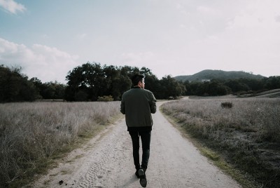 άτομο με άγχος ή κατάθλιψη εμφανίζει Αλτσχάιμερ σε πιο νεαρή ηλικία