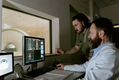 ερευνητές ανακάλυψαν πώς το έντερο επικοινωνεί με τον εγκέφαλο