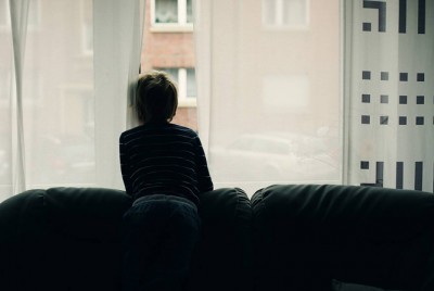 Κακοποιημένος 7χρονος ζήτησε από τον Αη Βασίλη βιβλία και «έναν καλό μπαμπά»