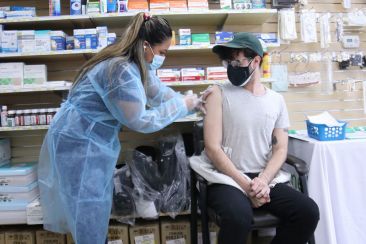 Η αντίσταση στον εμβολιασμό πηγάζει από την κληρονομικότητα που έχουμε ως παιδιά στην έλλειψη εμπιστοσύνης