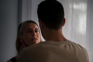 Το “Gaslighting” είναι η λέξη της χρονιάς. Άραγε μας εκπλήσσει;