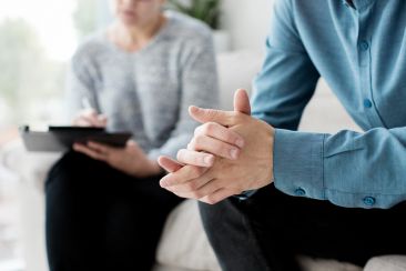 Ξαναμαθαίνοντας τον εαυτό μέσα από την ψυχοθεραπεία