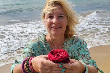 Συνέντευξη Διονυσία Γιαννοπούλου: «Να μη φοβόμαστε την κάθε δυσκολία και να την αγκαλιάζουμε σαν να είναι ένα σχολείο αναγκαίο για την εξέλιξη μας»