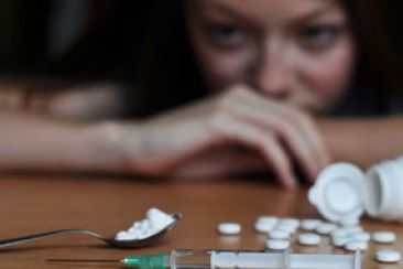 Δημιουργία χώρων εποπτευόμενης χρήσης ναρκωτικών από το Υπουργείο Υγείας
